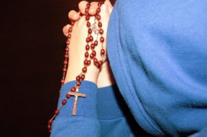Pope Leo XIV Urges Daily Rosary for Peace – Catholic Online News