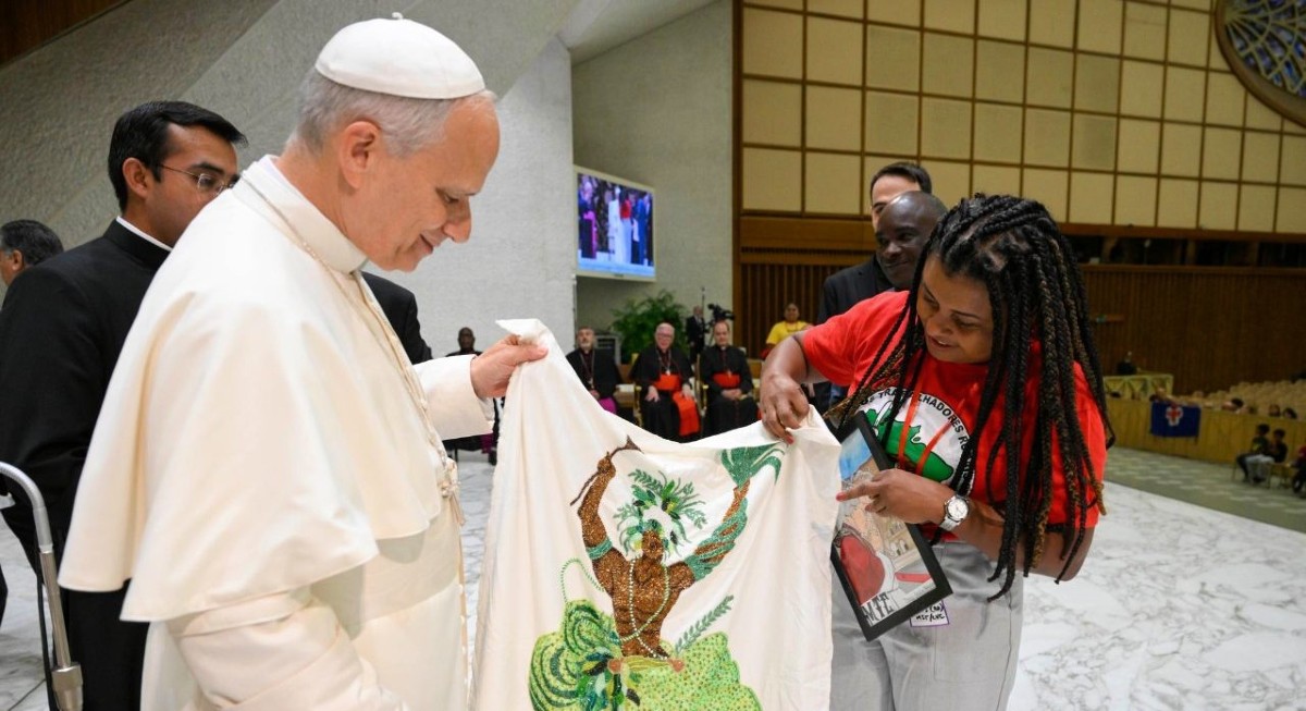 Pope Leo XIV: Popular Movements Must Restore Dignity in an Indifferent World